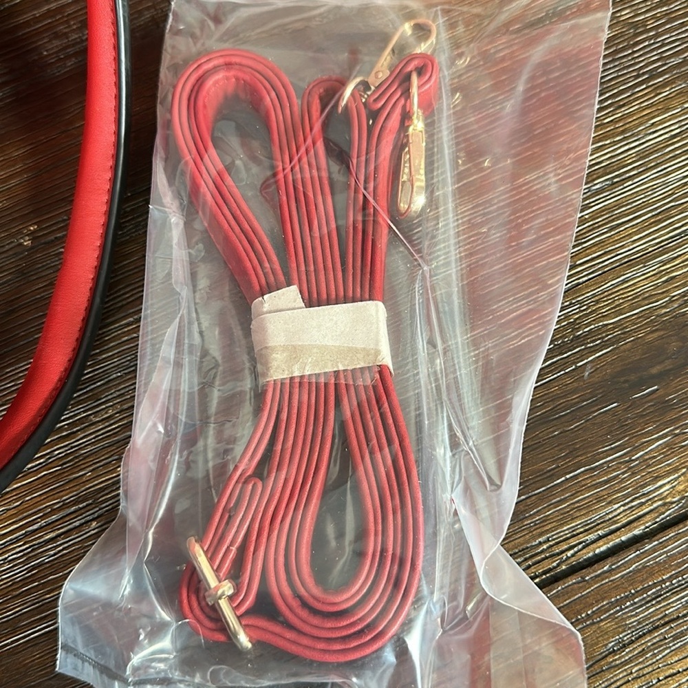 American Bee Red Work Bag with Padded Electronic pocket. - Picture 6 of 7
